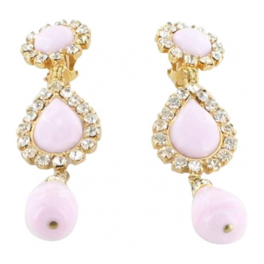 MARGUERITE DE VALOIS Couture Clip-on Earrings in Pale Pink Molten Glass 