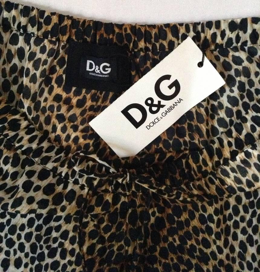 DOLCE & GABBANA High Waisted Pants in Leopard Print Cotton Size 40 IT In Good Condition In Paris, FR