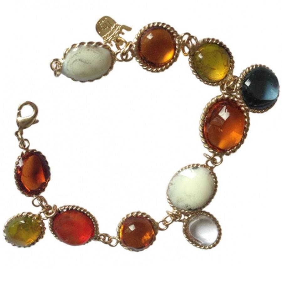 Marguerite de Valois Bracelet couture cascades en verre Molton Neuf - En vente à Paris, FR