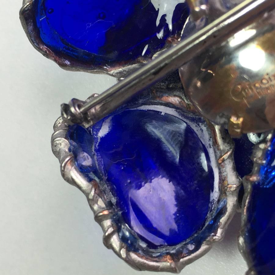 GRIPOIX Flower Brooch in Sapphire Colored Molten Glass 1