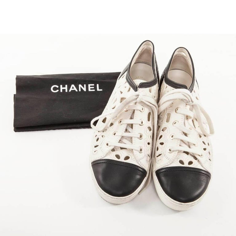 CHANEL Sneakers in White and Black Leather and Embroidery Size 39.5 For  Sale at 1stDibs