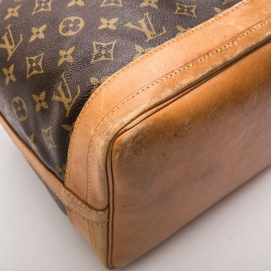 LOUIS VUITTON Noé Vintage Bag in Brown Monogram Canvas and Natural Leather In Good Condition In Paris, FR