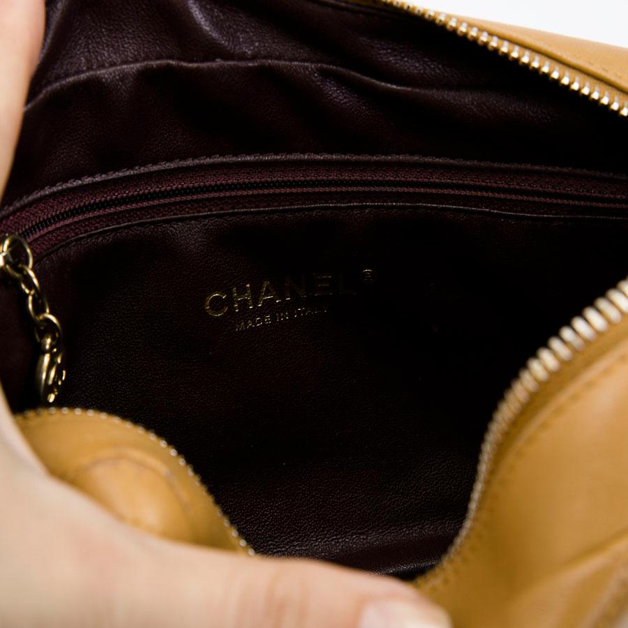 CHANEL Camera Bag in Camel Quilted Leather 5
