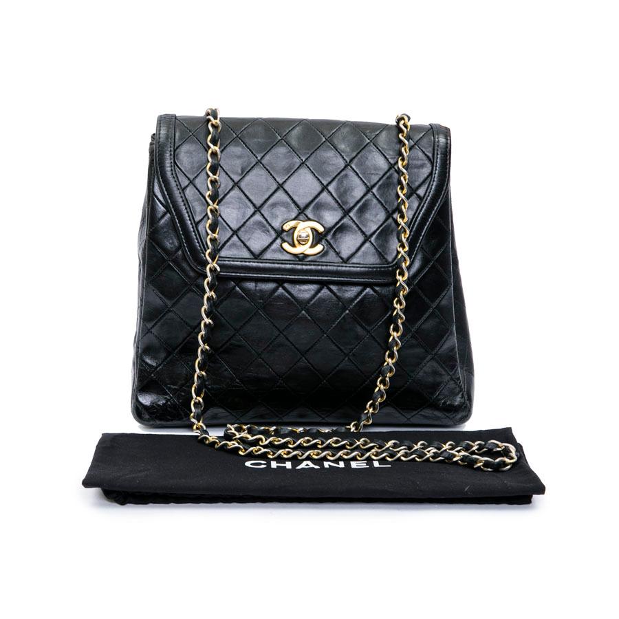 CHANEL Vintage Bag in Black Quilted Leather 9