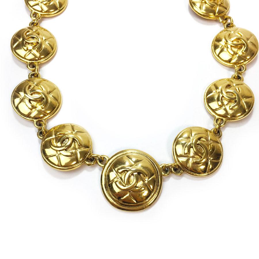 Chanel Vintage Necklace in Gilt Metal In Good Condition In Paris, FR