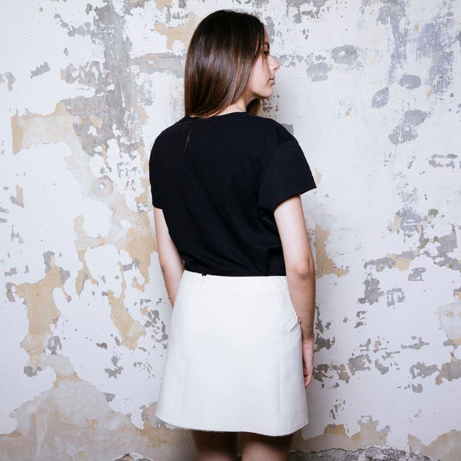 CHANEL Short Skirt in Cream Wool Size 38FR 1