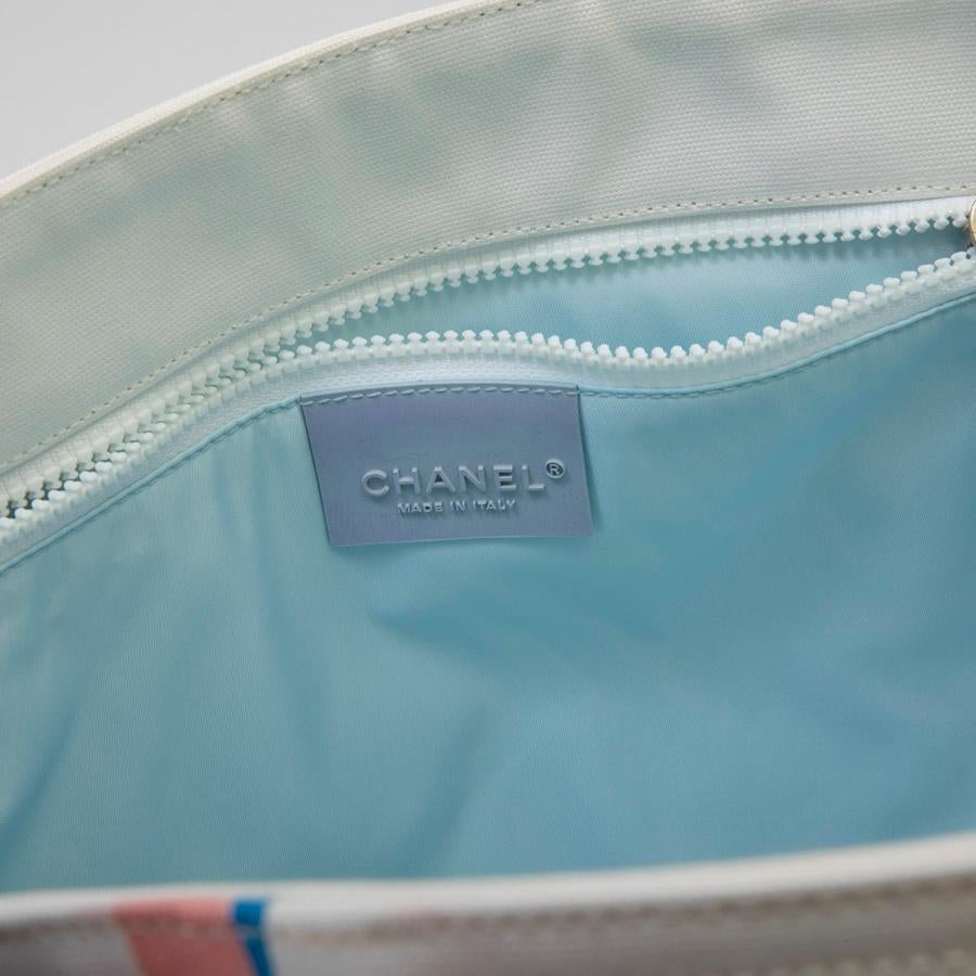 CHANEL Beach Bag in Camellia Printed Canvas  7