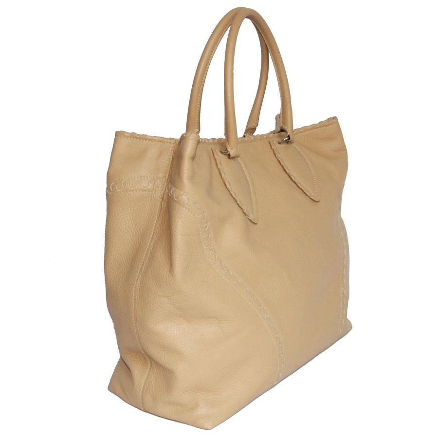 ALAÏA Large Tote Bag in Beige Grained Leather In Good Condition In Paris, FR