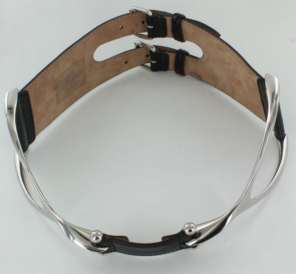 ALEXANDER MCQUEEN wide belt in black patent leather with silver metal panels at the front in the shape of 