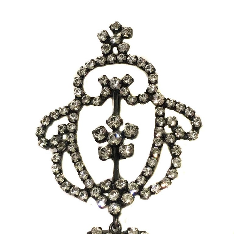 CHRISTIAN DIOR Brooch in Ruthenium Metal and Rhinestones For Sale at ...