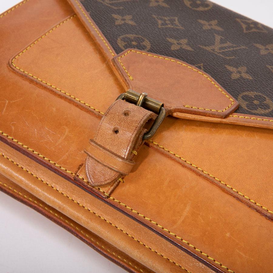Louis Vuitton Vintage Brown monogram Canvas and Leather Double Pocket Bag  3
