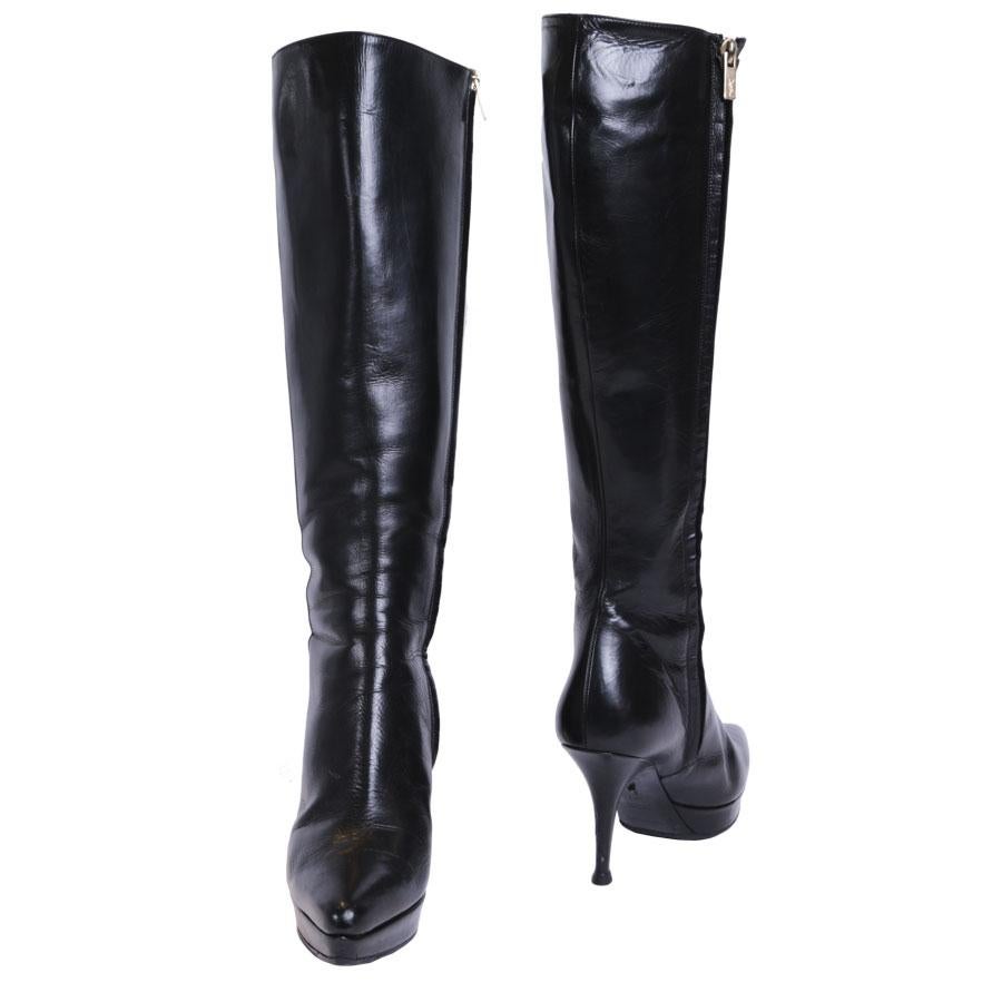 YVES SAINT LAURENT High Heels Boots in Shiny Black Leather Size 37.5 FR For Sale