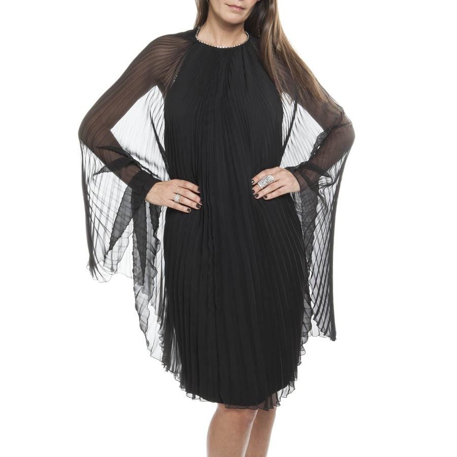 AZZARO Evening Dress in Black Silk Size 40 In Excellent Condition In Paris, FR