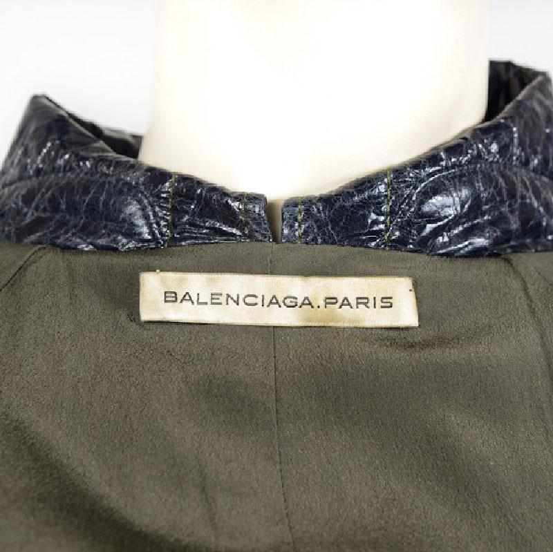 BALENICAGA Raincoat in Navy Blue and Khaki Green Waxed Cotton Size 40 2