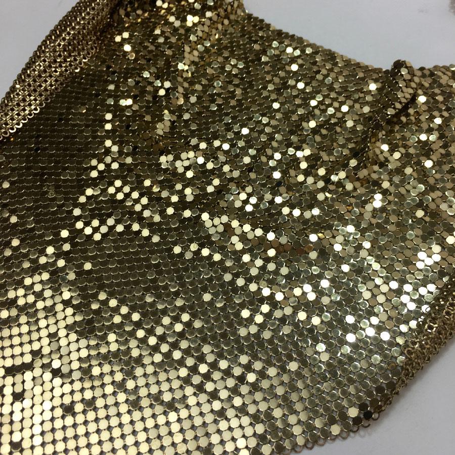 WHITING and DAVIS  Plastron in Gilt Mesh In Excellent Condition In Paris, FR