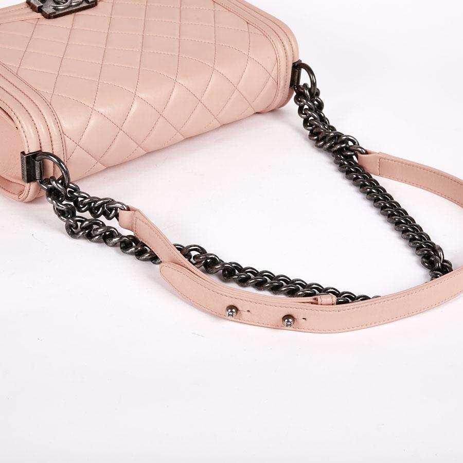 CHANEL Boy Bag in Pink Quilted Calf Leather 3