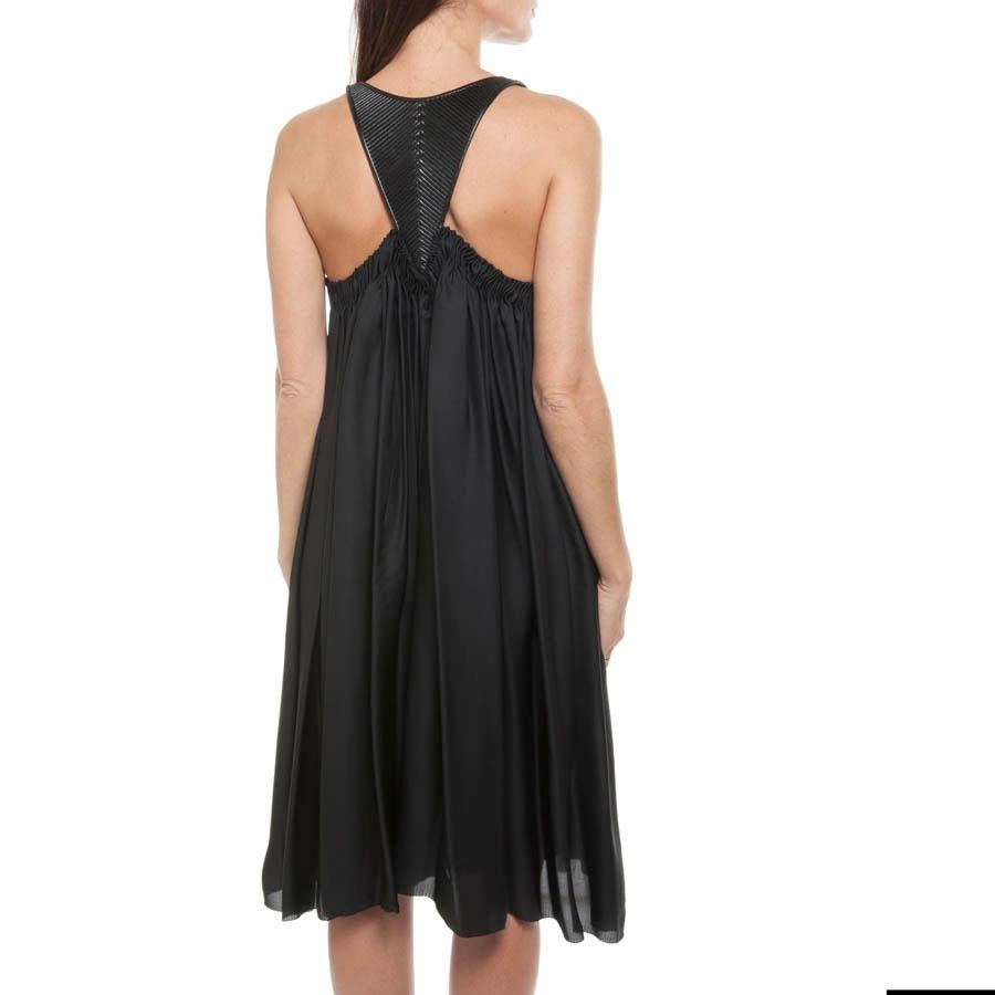 BOTTEGA VENETA Cocktail Dress in Black Silk and Leather Size 42IT In Excellent Condition For Sale In Paris, FR