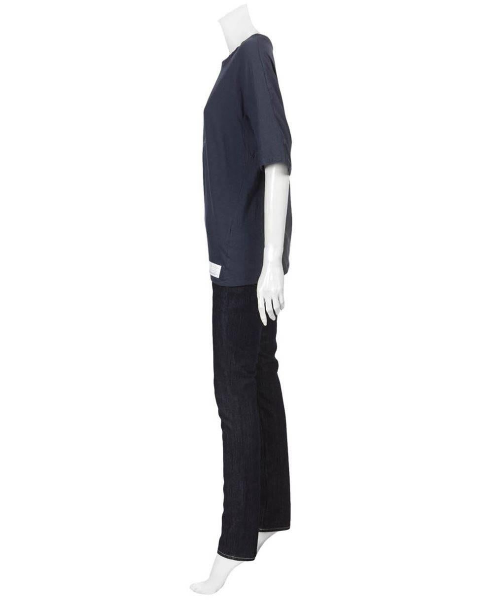 UNDERCOVER Marineblaues T-Shirt aus Baumwolle im Anti-Materialismus-Stil (Schwarz) im Angebot
