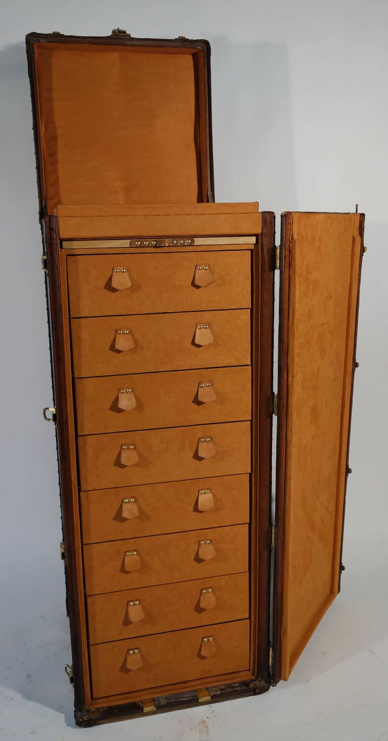 Louis Vuitton Wardrobe Leather Trunk 8 Trays  1909-1914 For Sale 5