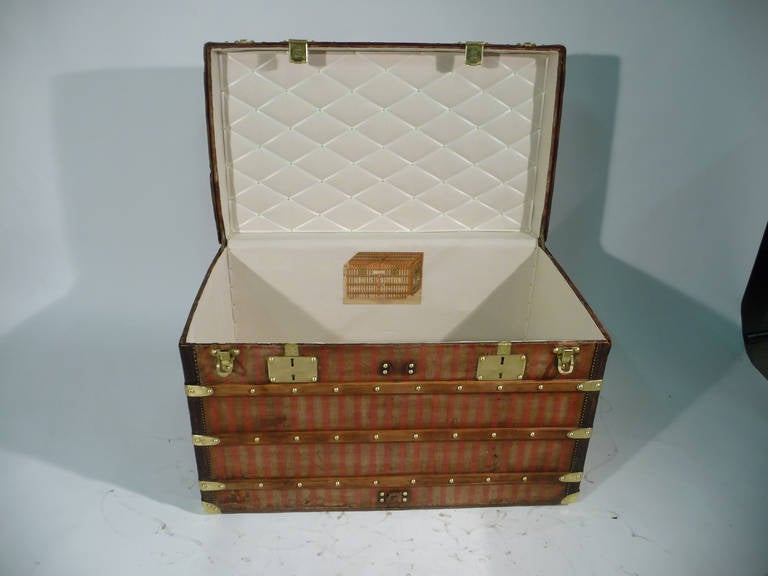 Women's or Men's Louis Vuitton Red Stripes  Steamer trunk  1888 For Sale