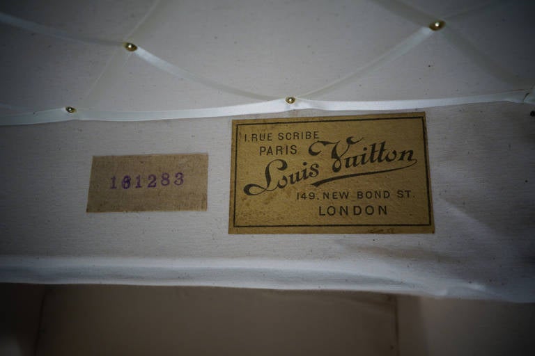 20th Century Louis Vuitton Monogram Hat Trunk, Malle Chapeaux For Sale
