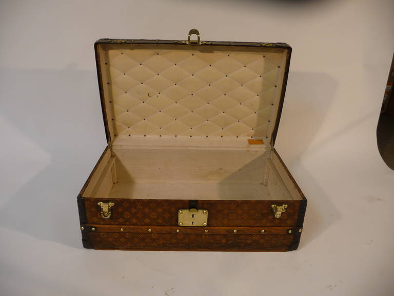 Louis Vuitton Wowen  Canvas  Cabin Trunk 1900's In Good Condition For Sale In Haguenau, FR