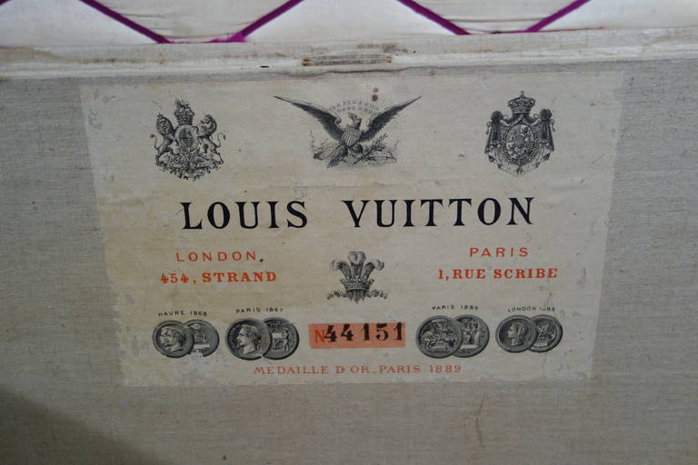 20th Century Louis Vuitton Steamer Damier Trunk with Key, circa 1900s For Sale