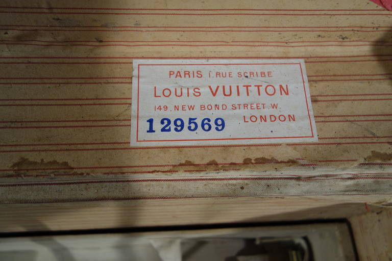 Women's or Men's Louis Vuitton Damier Canvas Steamer Trunk, Circa 1900's / Malle courrier damier For Sale