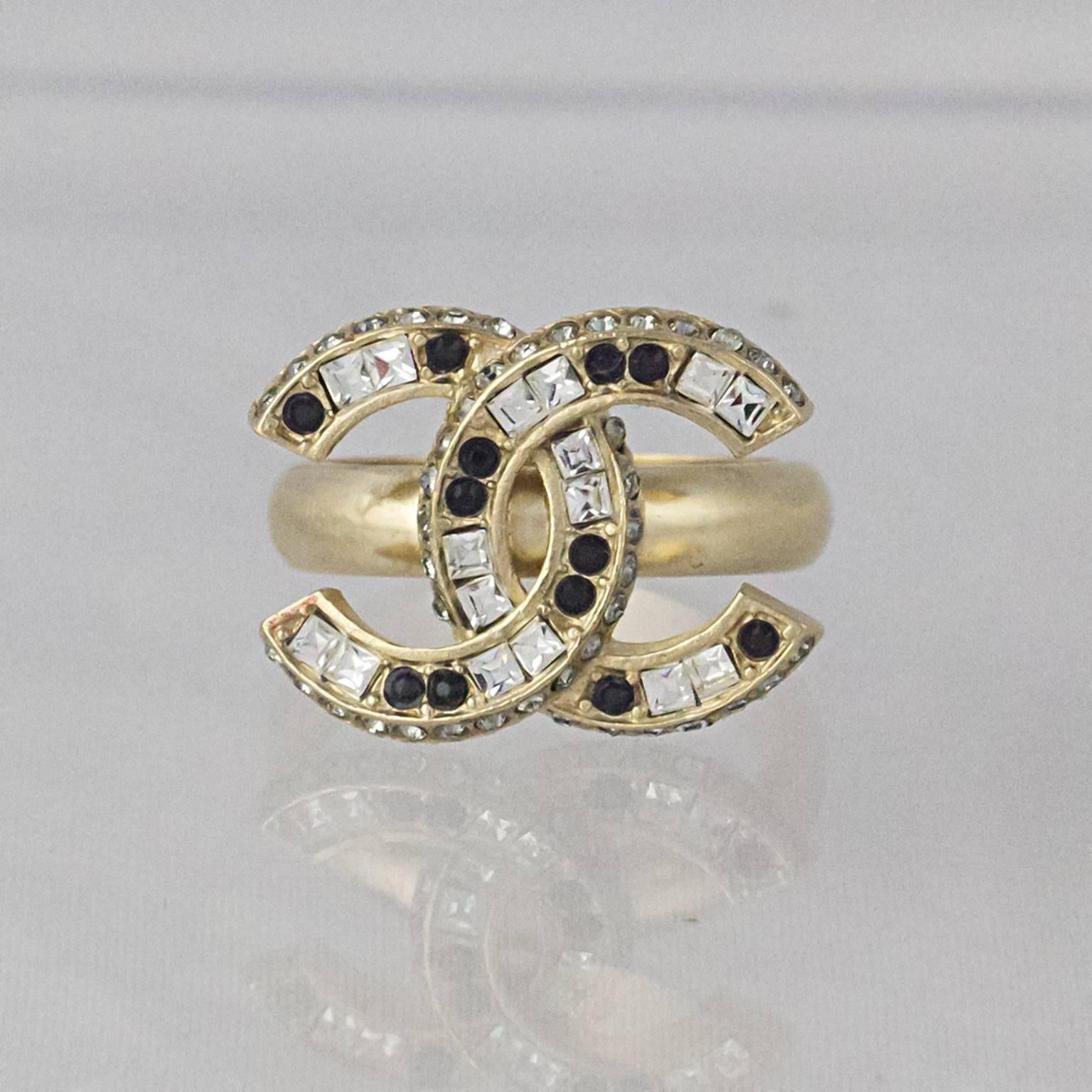 Chanel CC Logo Diamante Cocktail Ring For Sale 1