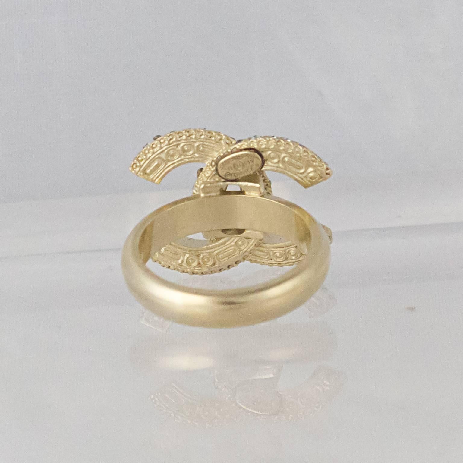 Chanel CC Logo Diamante Cocktail Ring For Sale 2