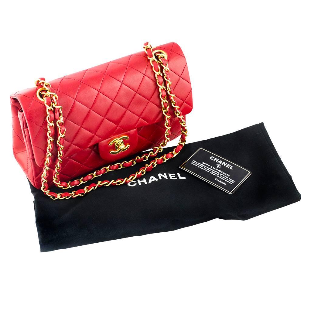 Chanel Red Medium Flap bag, 1989  In Excellent Condition For Sale In London, GB