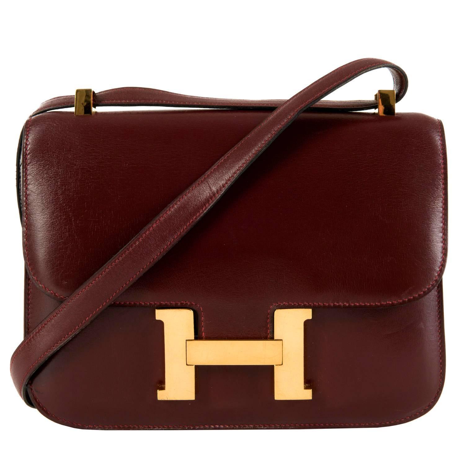 Pristine Classic Hermes 23cm Rouge H Constance Shoulder Bag with Gold Hardware