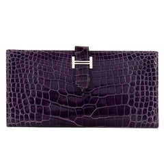 So So Rare Pristine Hermes 'Amethyst' Shiny Crocodile Alligator Bearn Wallet