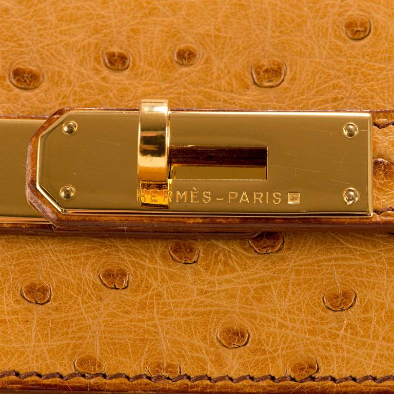 Hermes 35cm 'Kelly' Handbag in Saffron Ostrich-Skin with Goldtone Fittings 3