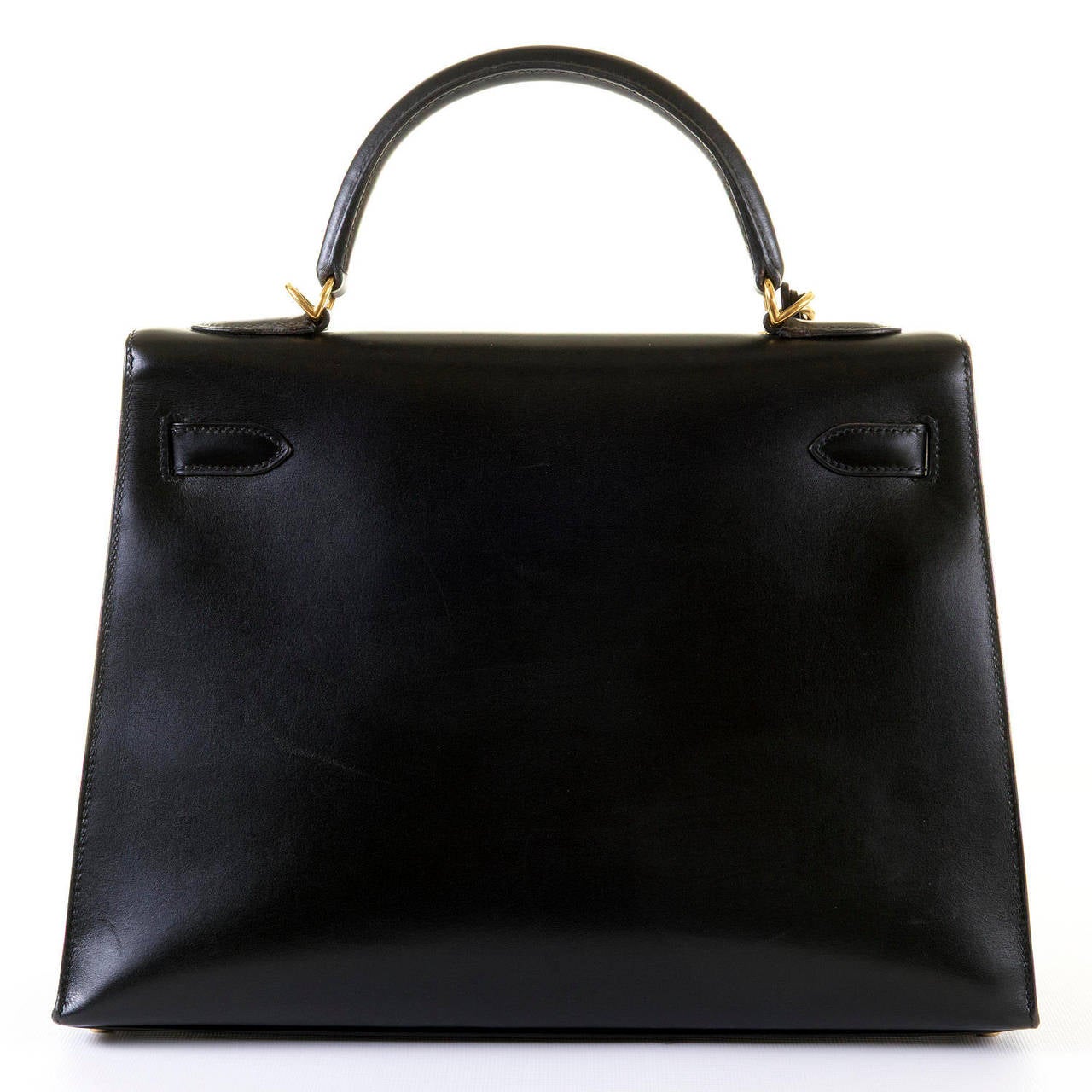 PRISTINE Hermes Kelly 33cm 'Sellier' Bag in Black Box Leather with Gold Hardware In Excellent Condition In By Appointment Only, GB