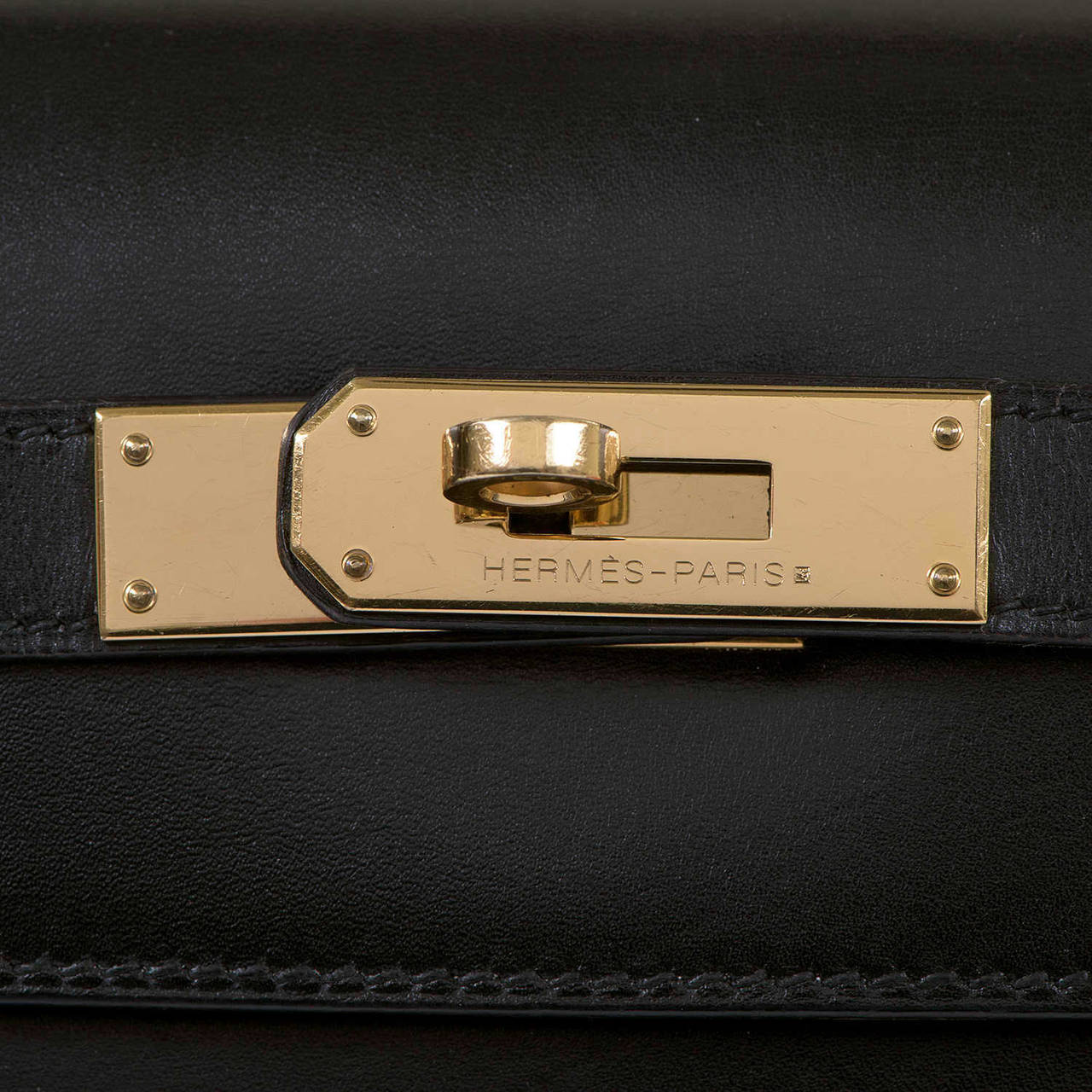 PRISTINE Hermes Kelly 33cm 'Sellier' Bag in Black Box Leather with Gold Hardware 2