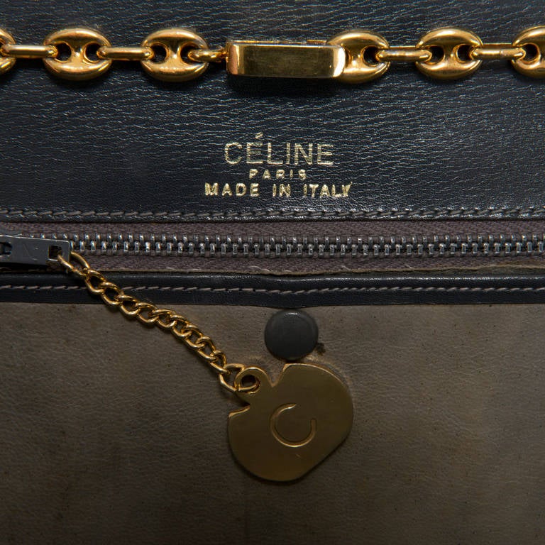 A 'Chic' Celine Grey Box Leather Handbag For Sale 1