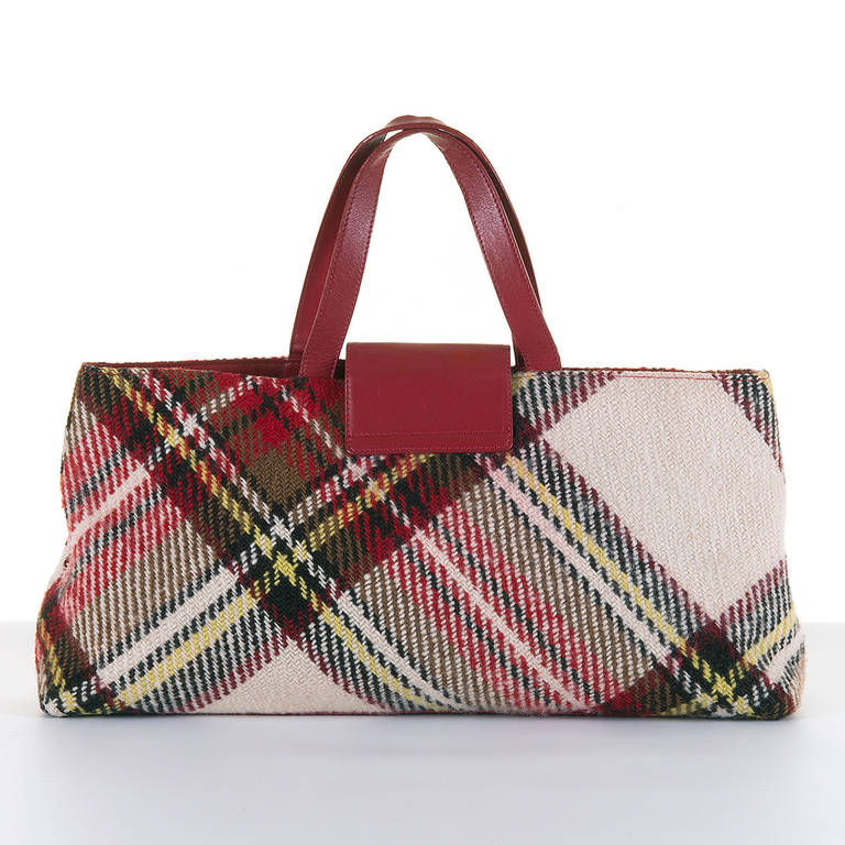 Burberry Large Tote Bag, in Tartan Check & Burgundy Trim In Excellent Condition For Sale In By Appointment Only, GB