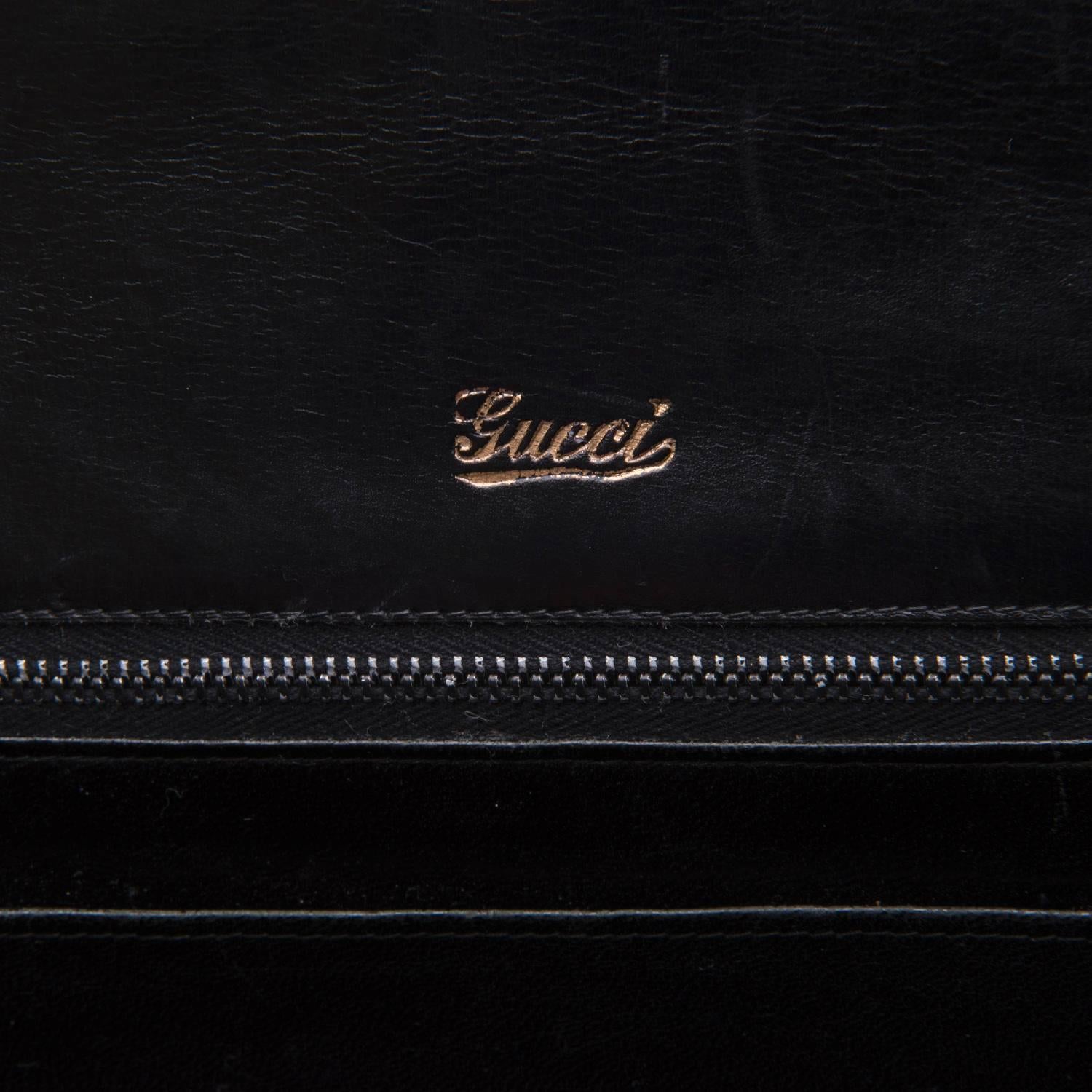Women's VERY RARE Vintage Gucci Black Crocodile Handbag in Pristine Condition