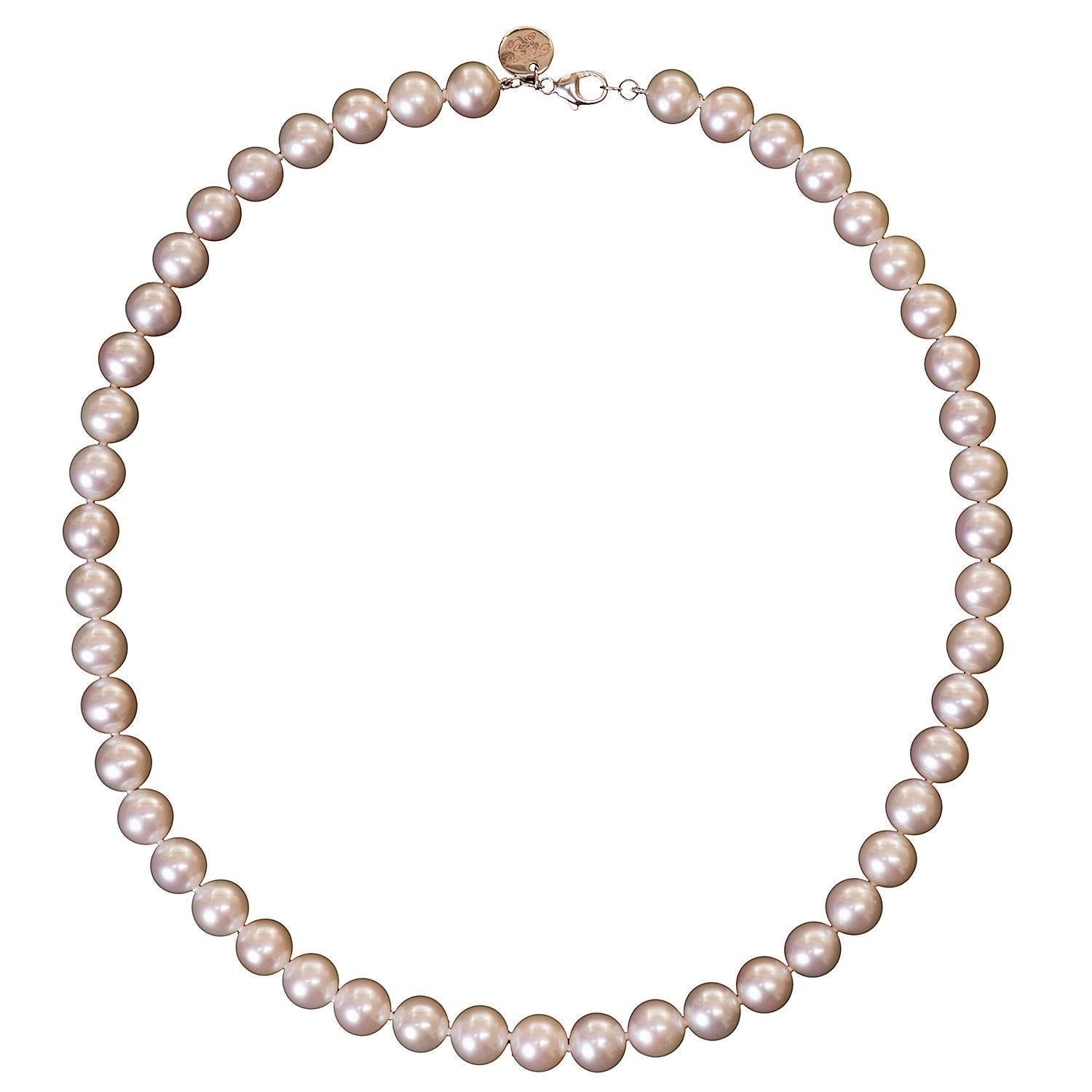 EXQUISITE Tiffany Cultured Pearl Necklace with '925' Solid Silver Clasp In New Condition In By Appointment Only, GB