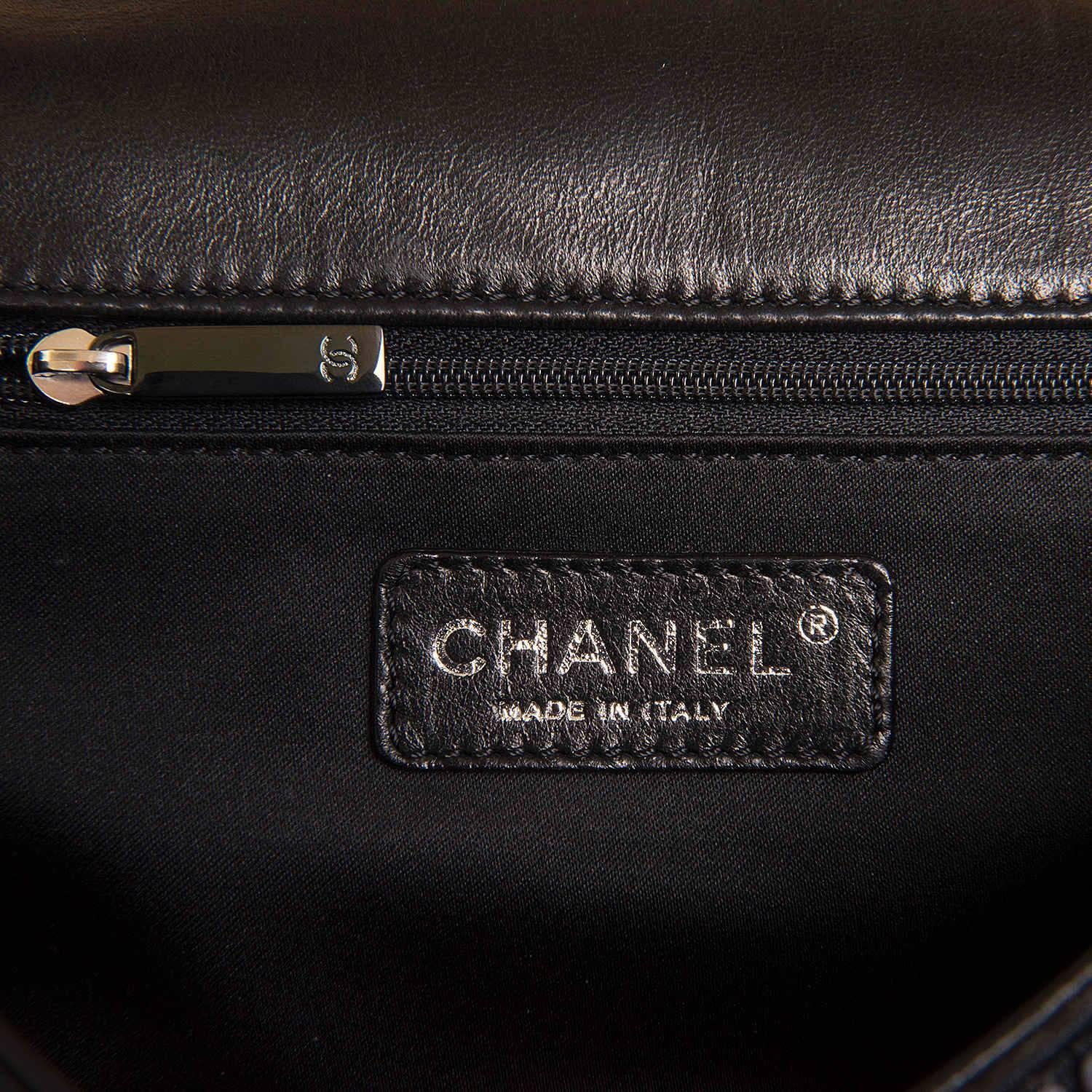 RUNWAY Chanel Hand-Embroidered 24cm 'Sac Classique' Medium Flap Shoulder Bag In New Condition In By Appointment Only, GB