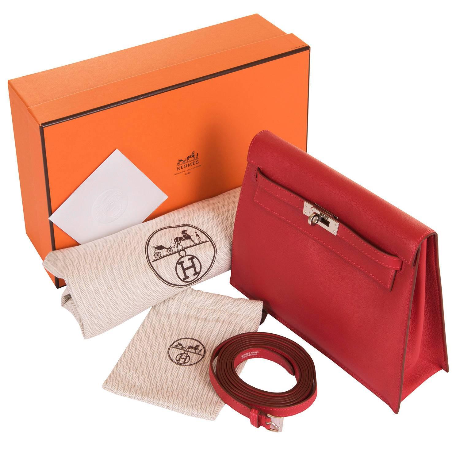 RARE & PRISTINE Hermes Danse Kelly Bag in Swift Leather with Palladium Hardware For Sale 4