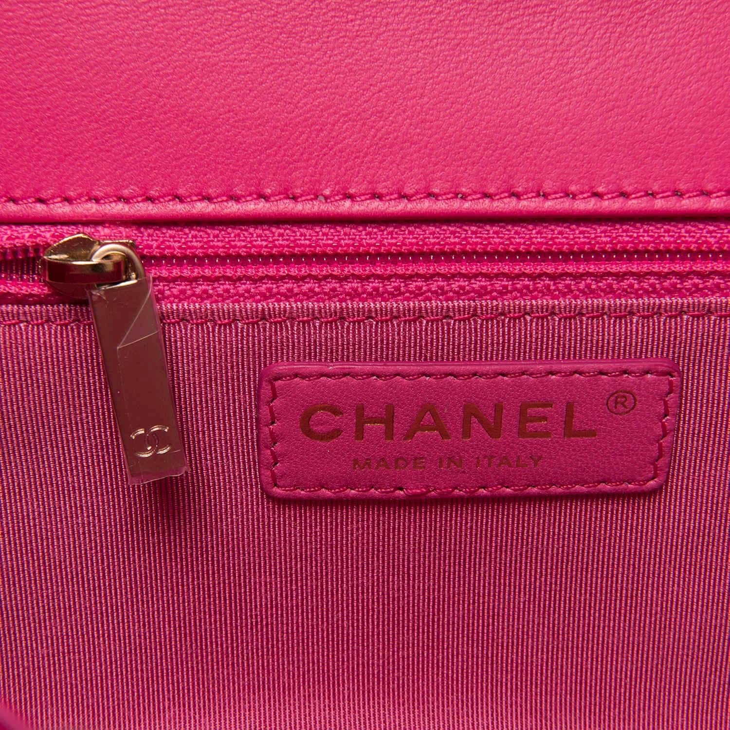 Women's Pristine Chanel Lipstick Pink 'Chic Quilt' Shoulder Bag with Satin Gold Hardware