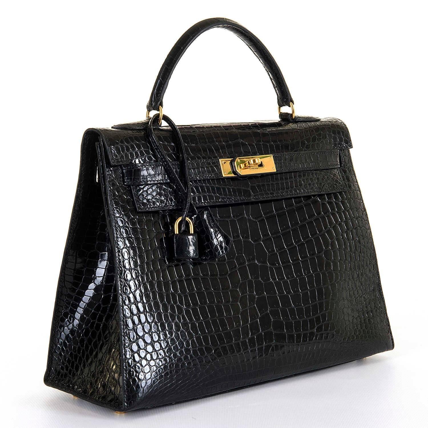 AS NEW Hermes 32cm Black Porous Crocodile Kelly Bag with Gold Hardware In Excellent Condition In By Appointment Only, GB