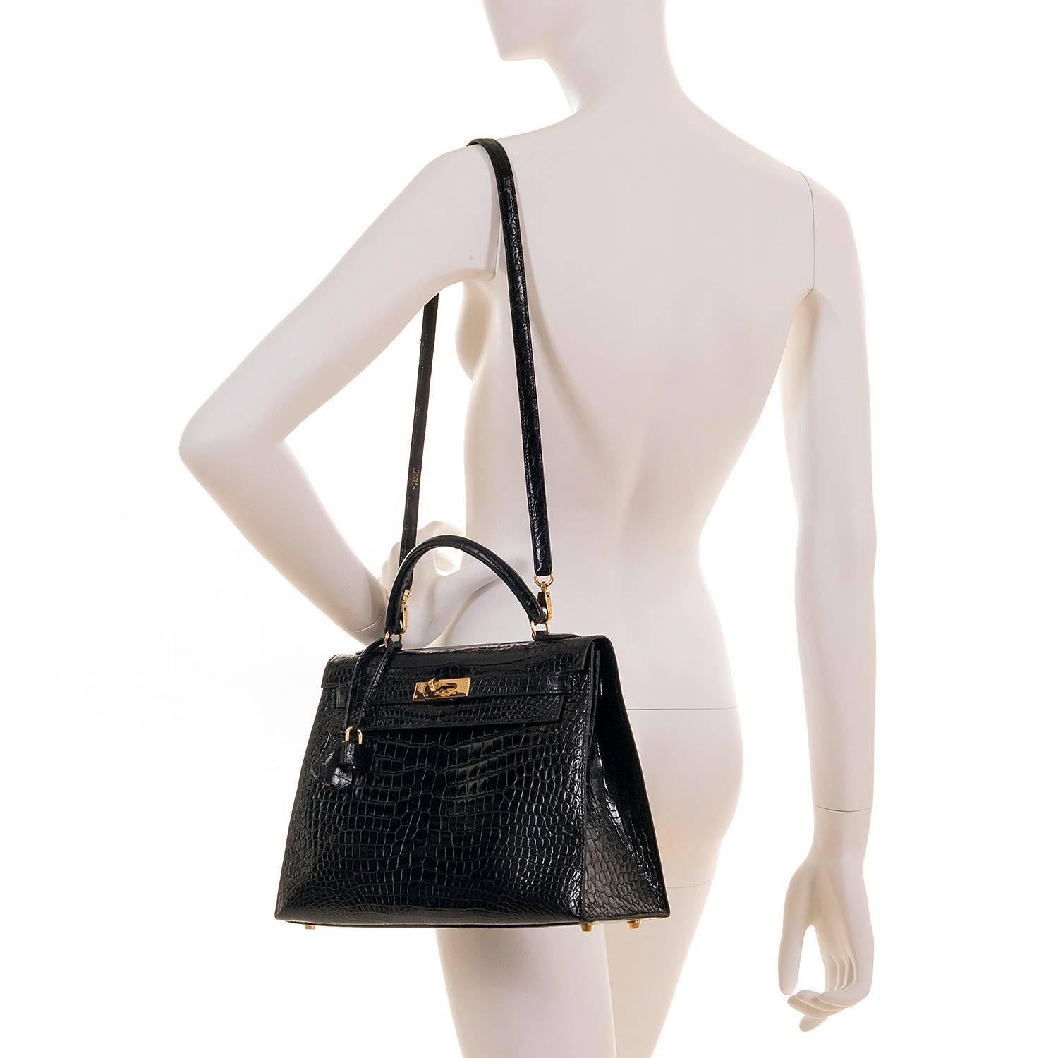 AS NEW Hermes 32cm Black Porous Crocodile Kelly Bag with Gold Hardware 5
