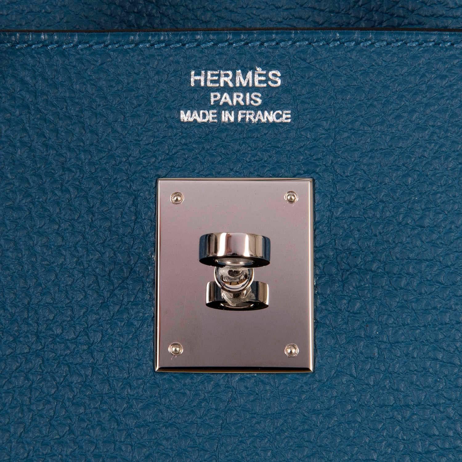 As New Hermes 40cm Cobalt Blue Togo leather Birkin with Palladium Hardware  In New Condition For Sale In By Appointment Only, GB