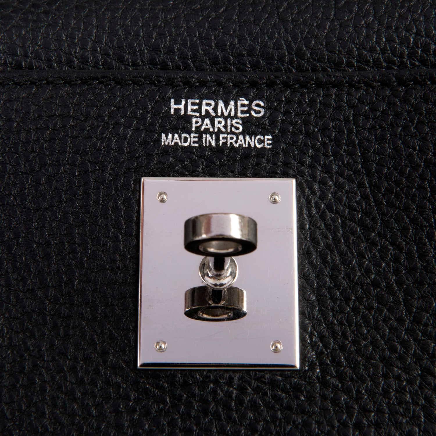 Women's So So Rare Hermes 40cm Black on Black kelly 'Lakis' Bag with Palladium Hardware For Sale