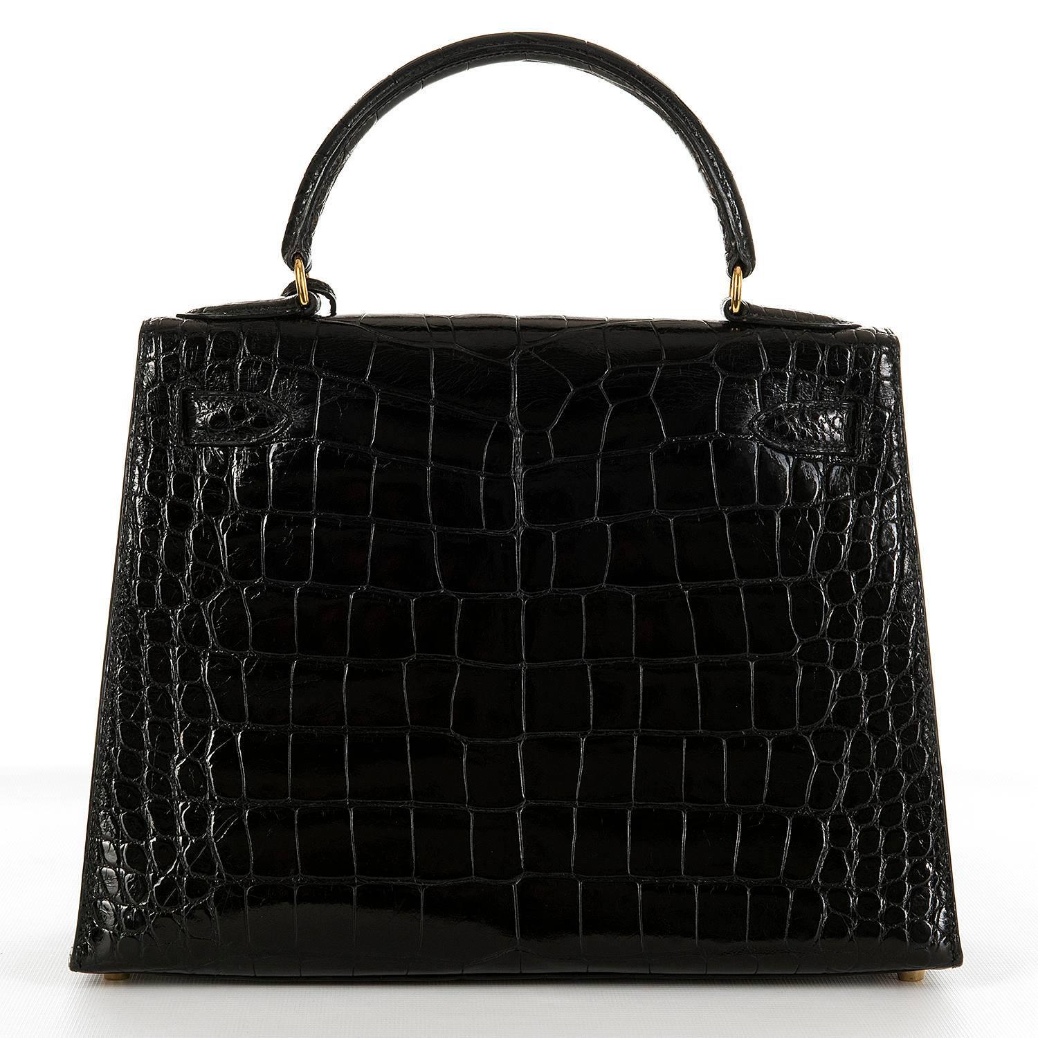 WOW Pristine Hermes 28cm Shiny Black Crocodile Alligator Kelly Bag with Gold HW In New Condition In By Appointment Only, GB