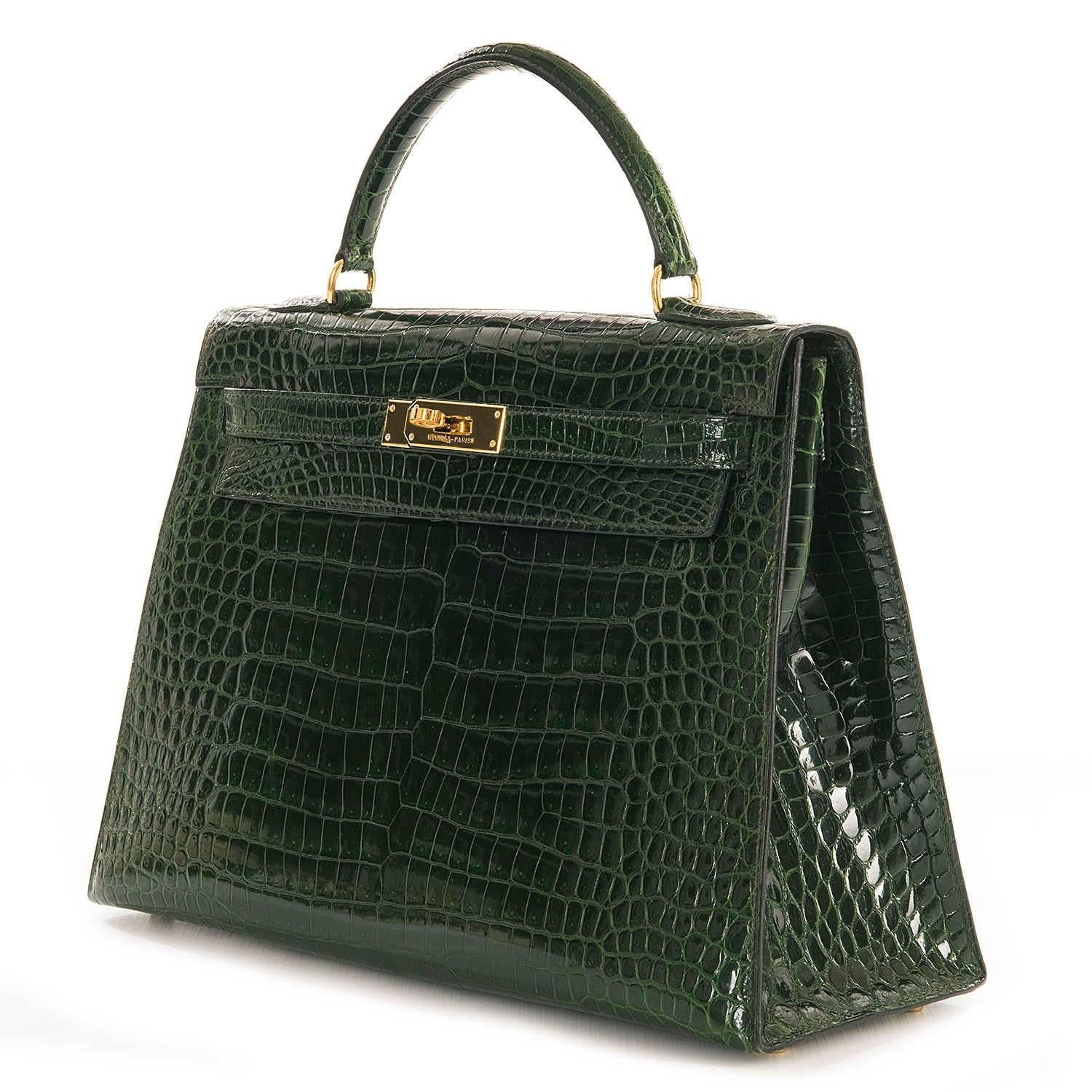 Very Rare Pristine Hermes 32cm 'Vert Emeraude' Shiny Crocodile Kelly Bag    4