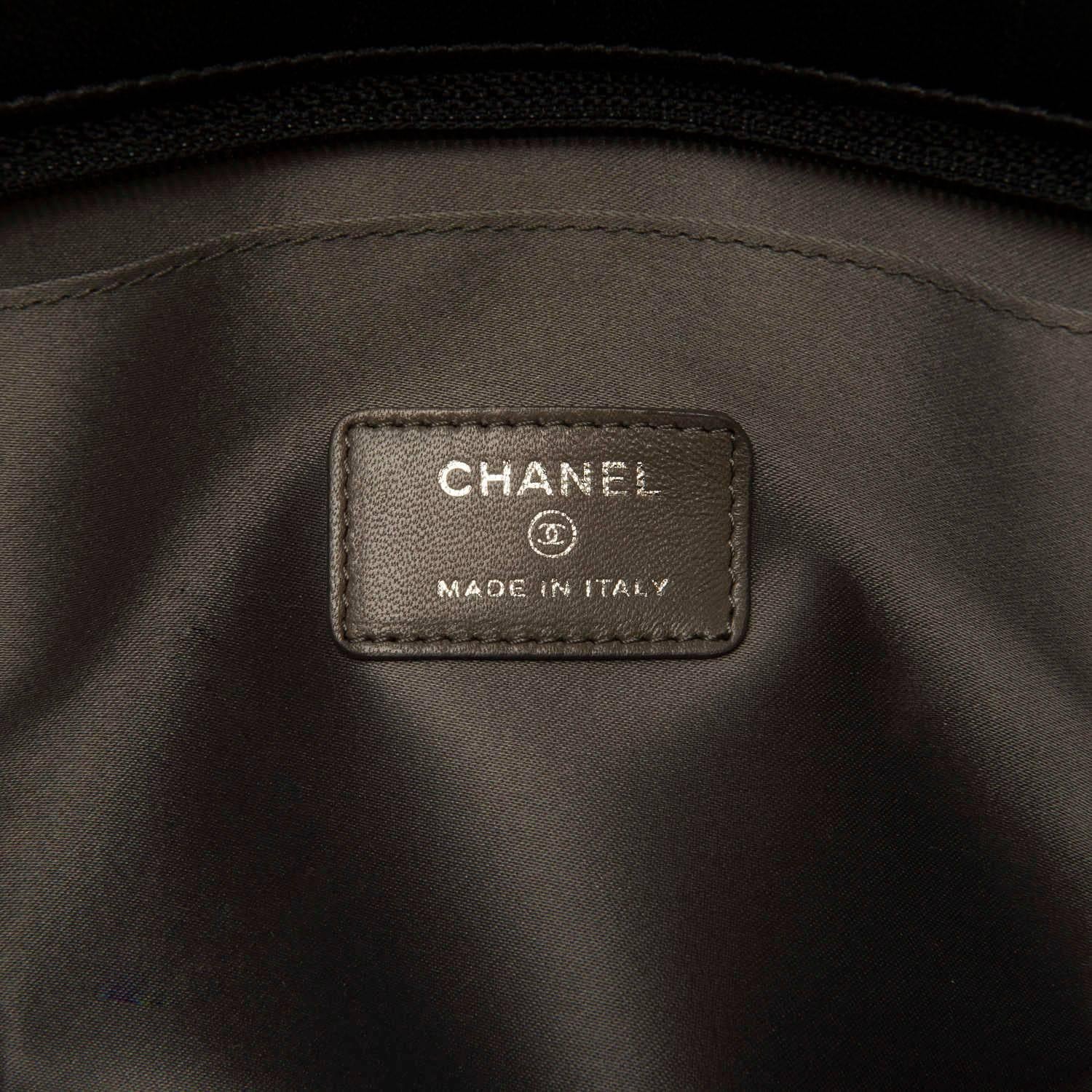 Pristine Chanel Black Patent Leather Lucky Charms Evening Bag - Silver Hardware In New Condition For Sale In By Appointment Only, GB